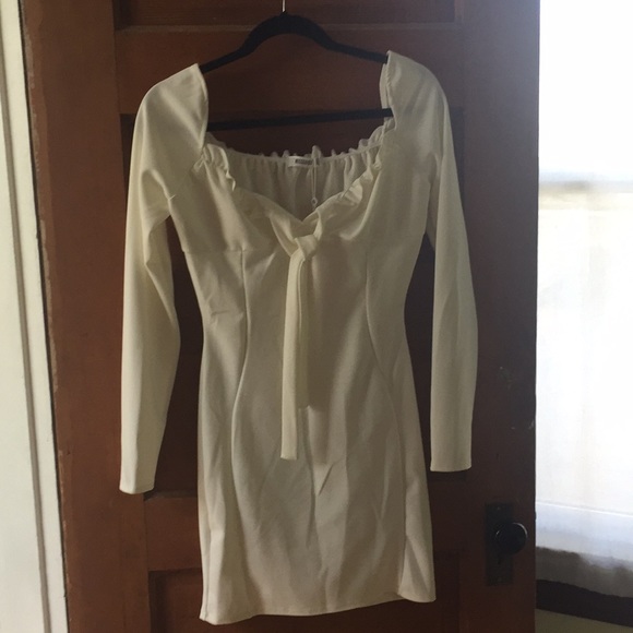 Misguided Ruffled Mini Dress W/ Tags - Picture 2 of 4